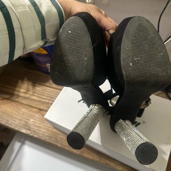 Lulus heels - Picture 4 of 5